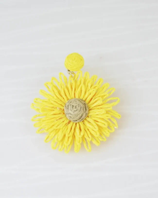 Arete Flor Fibras Amarillo